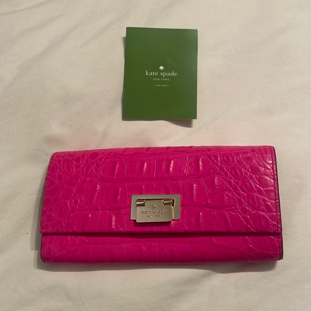 Kate spade orchid valley  pink Saphire wallet